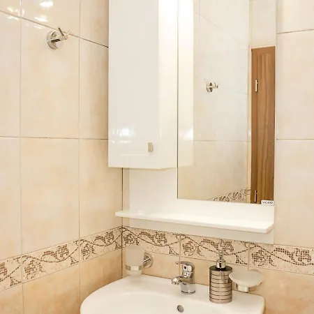 Bright In Location In By Flat Mаnager Apartamento