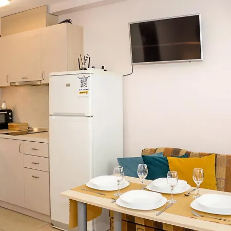 Apartament Bright In Location In By Flat Mаnager