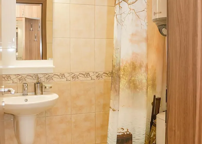 Bright In Location In By Flat Mаnager Apartment *